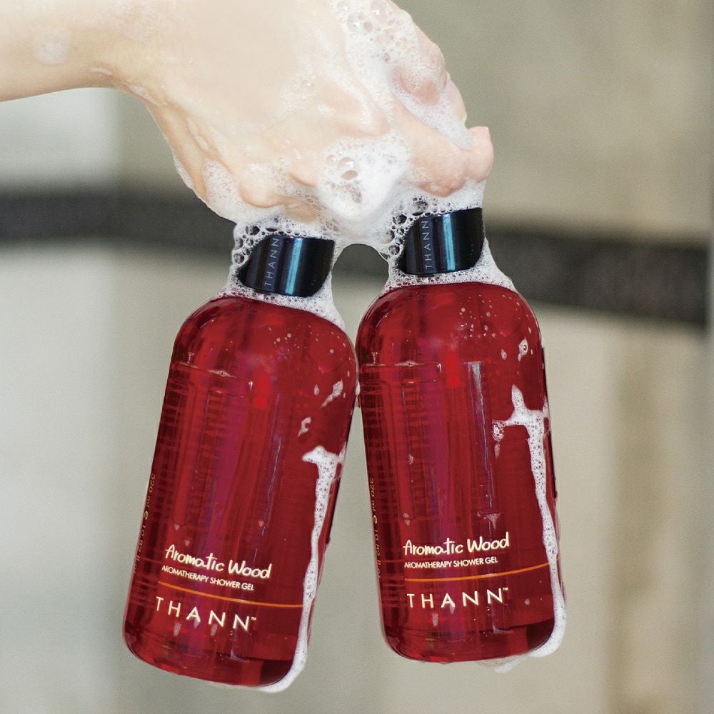 シャワージェルAW《乾燥肌に。精油に包まれるボディウォッシュ》植物