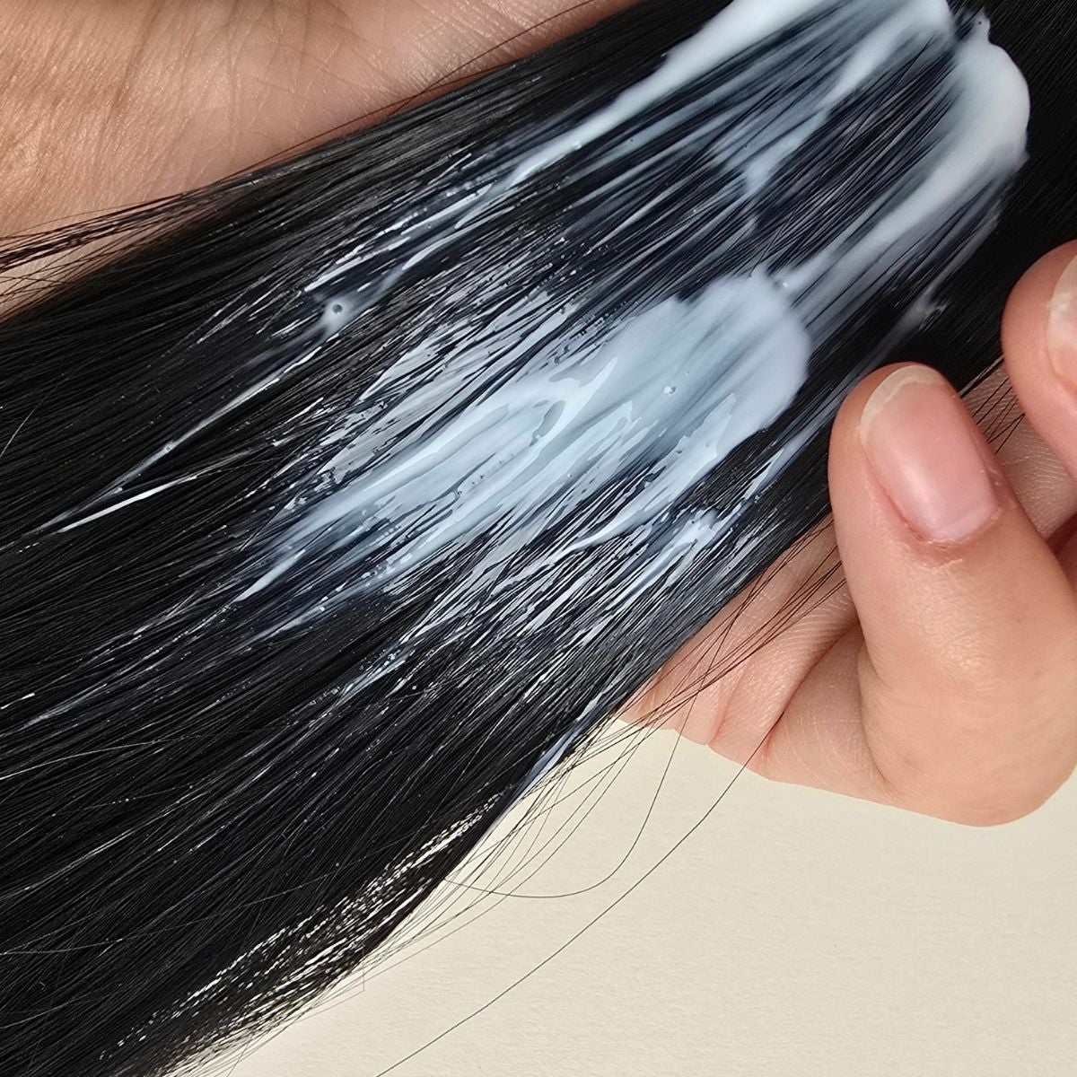 プロテクティブヘアセラム SC《髪のための美容液》 | THANN